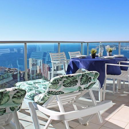 High Rise Apartment On The 39Th Floor With Private Terrace And Sea Views ベニドルム エクステリア 写真
