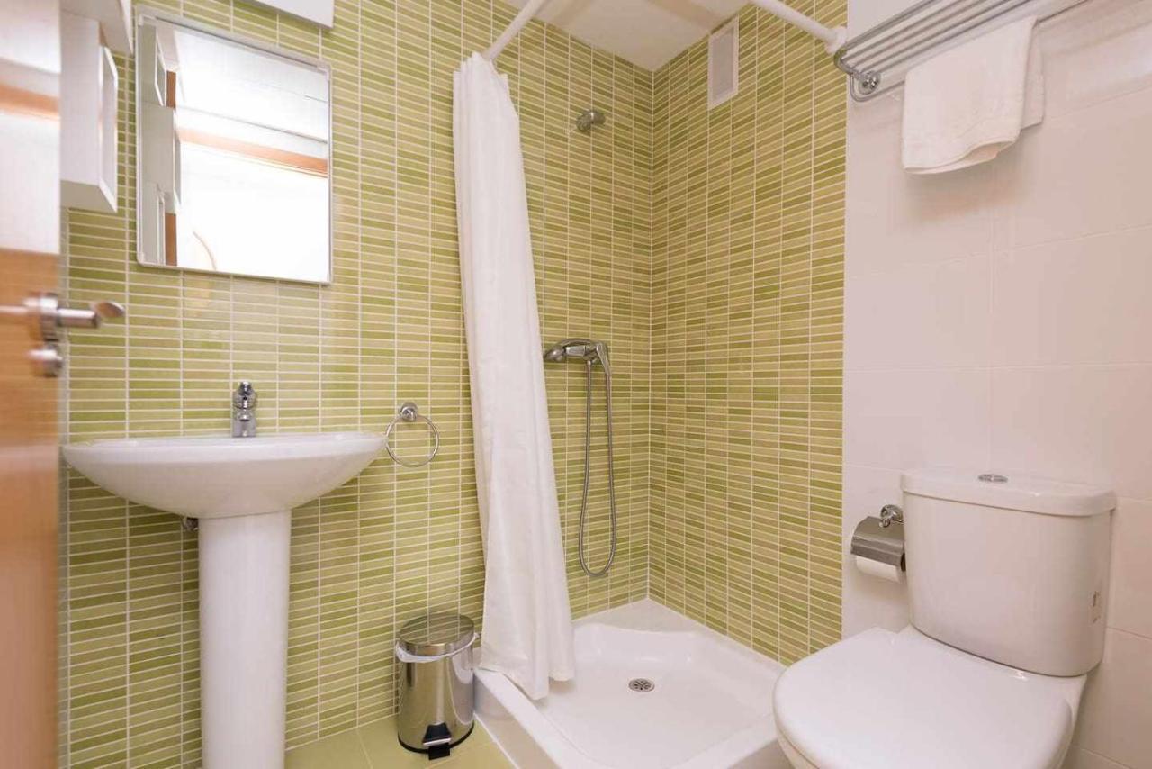 High Rise Apartment On The 39Th Floor With Private Terrace And Sea Views ベニドルム エクステリア 写真