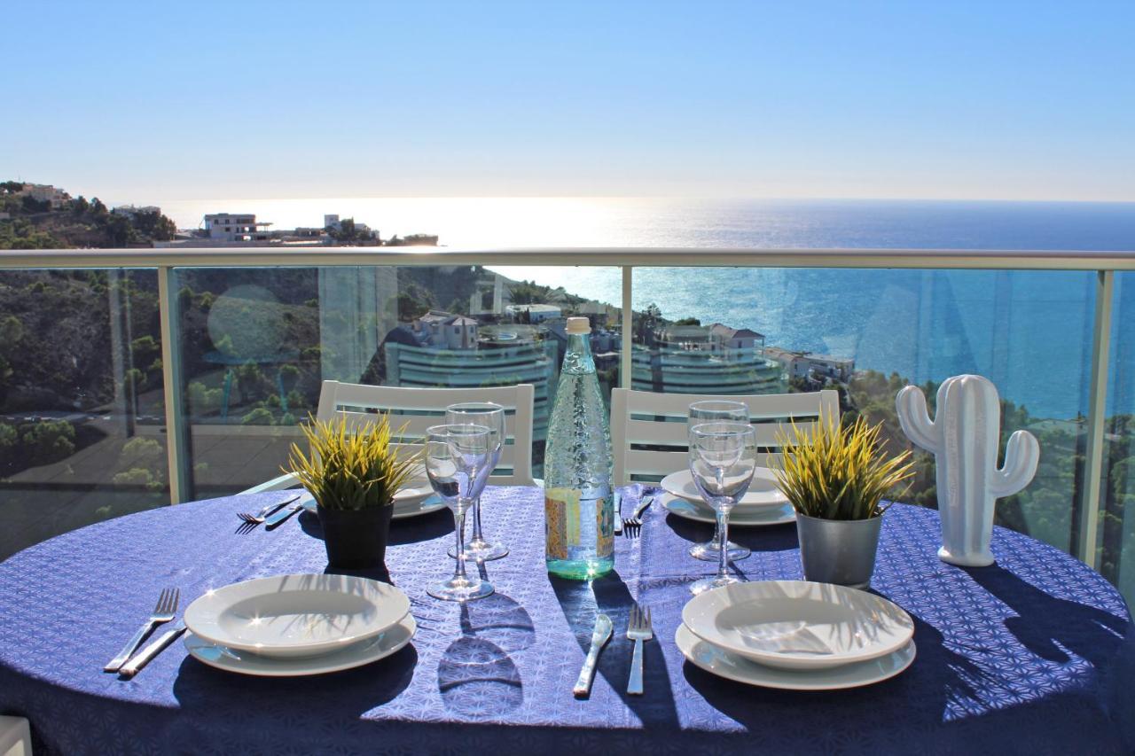 High Rise Apartment On The 39Th Floor With Private Terrace And Sea Views ベニドルム エクステリア 写真
