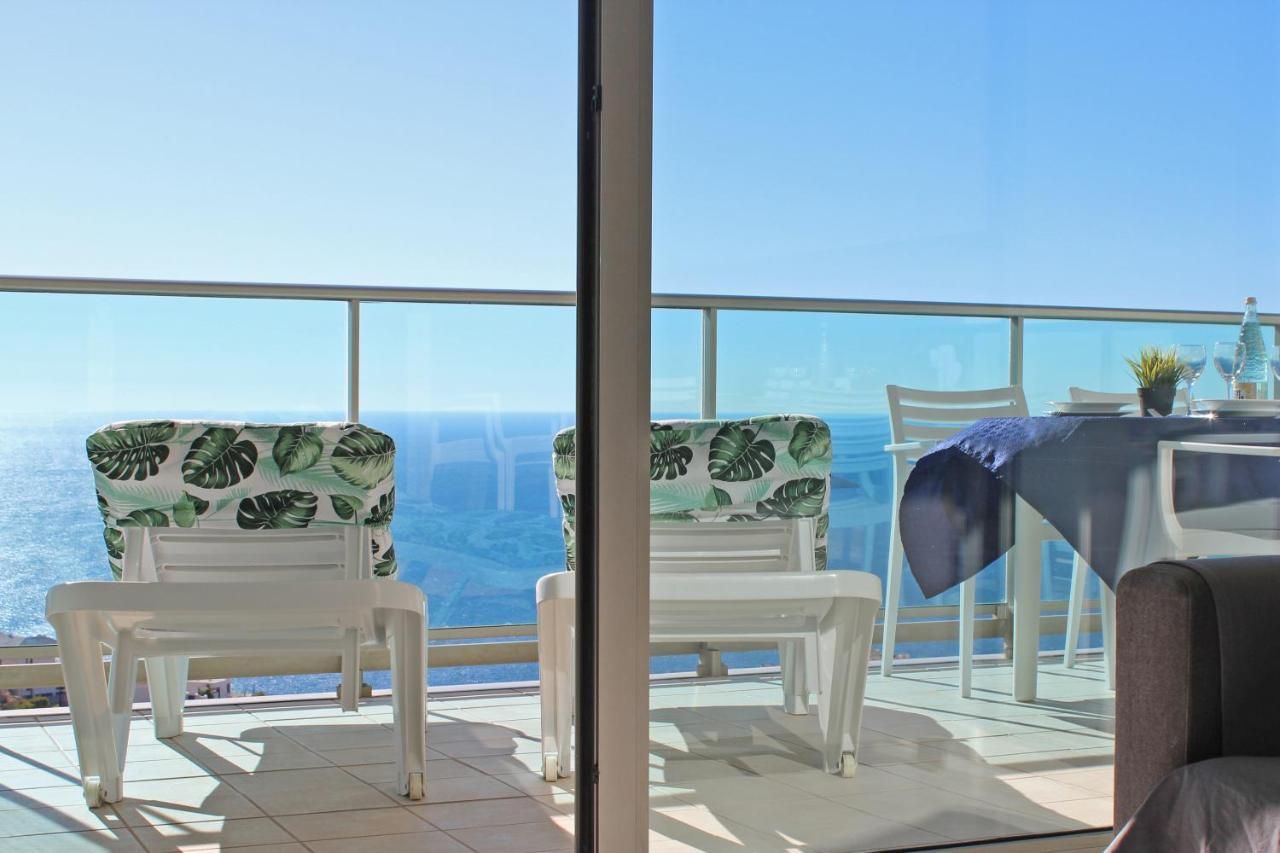 High Rise Apartment On The 39Th Floor With Private Terrace And Sea Views ベニドルム エクステリア 写真